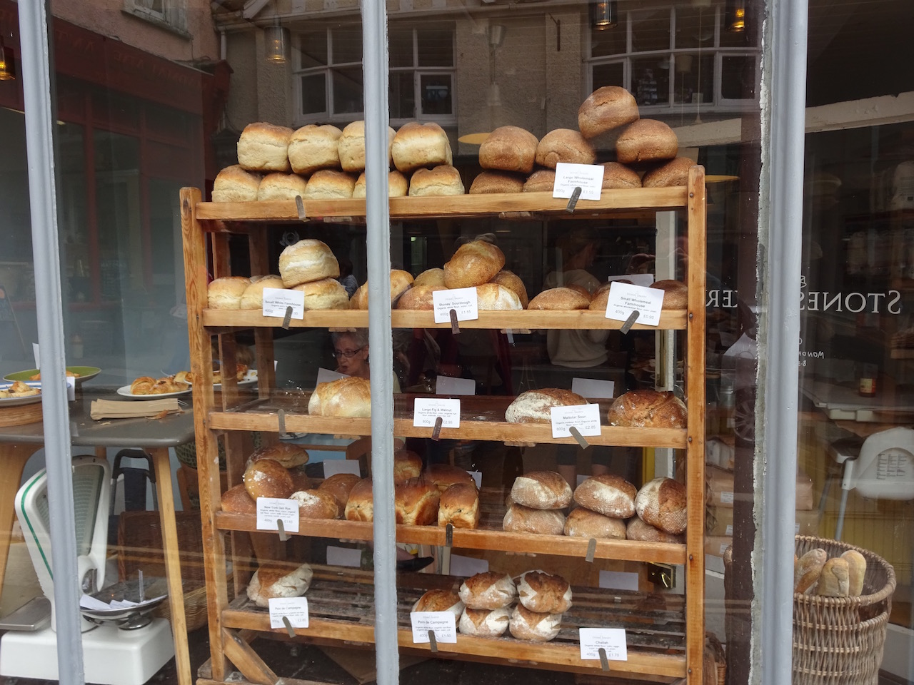 Bäckerei mit Brot nach deutschem Rezept